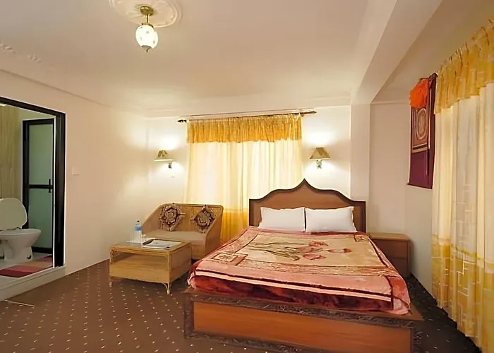 Manohara Hotel